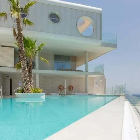 Higueron Sea Breeze Apartament *